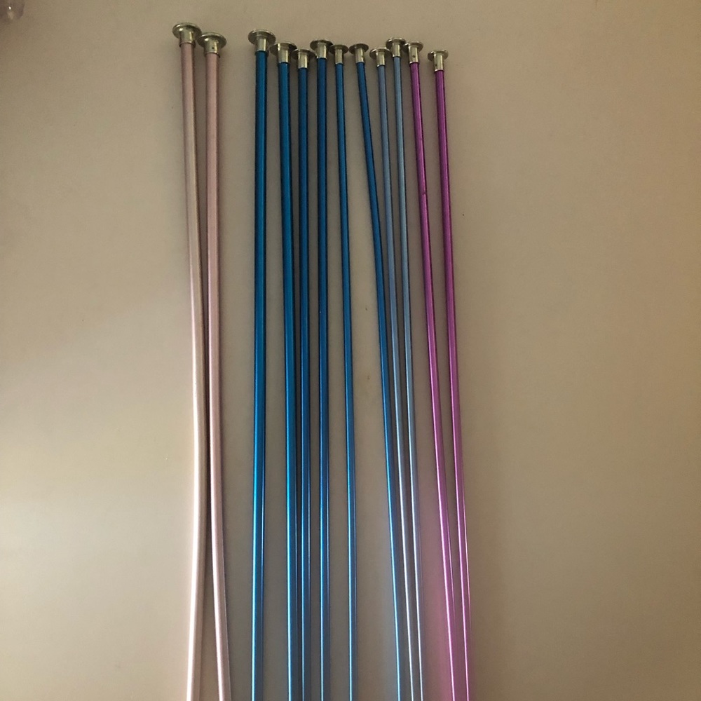 Knitting needles